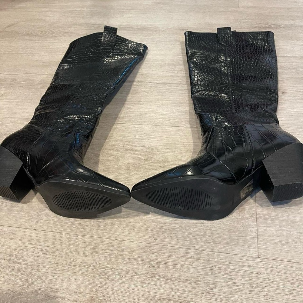 Princess Polly Riley Boots - Picture 10 of 10